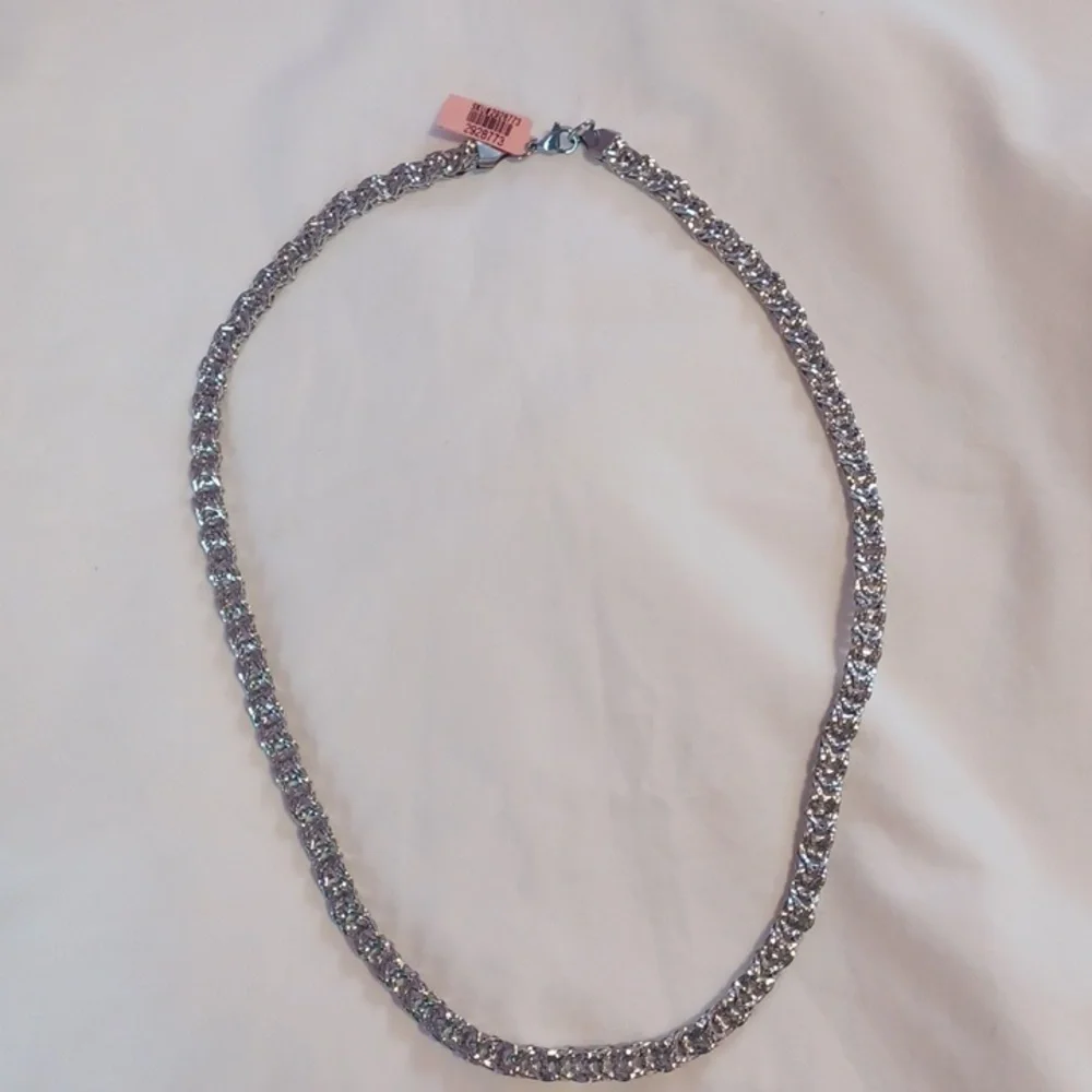 Elegant Bismark Weave Chain 20